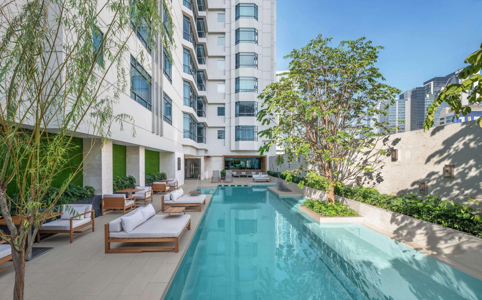 Doubletree By Hilton Bangkok Ploenchit Hotell Eksteriør bilde